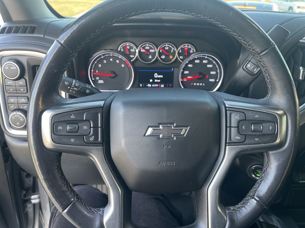 Used 2021 Chevrolet Silverado 1500 LT Trail Boss image 10