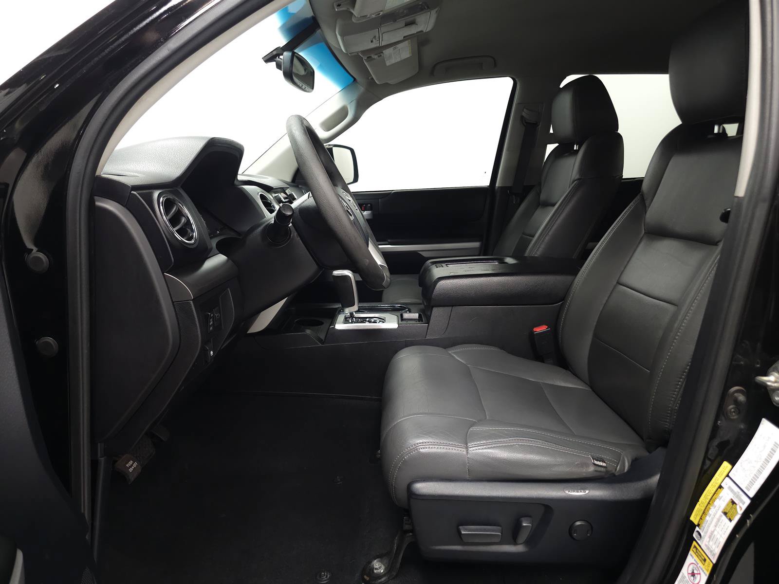 Used 2016 Toyota Tundra SR5 w/ SR5 Upgrade Package RWD image 4