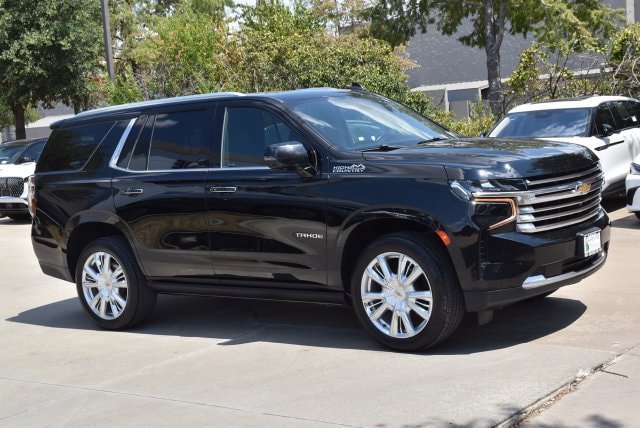Used 2021 Chevrolet Tahoe High Country w/ Premium Package AWD/4WD image 5