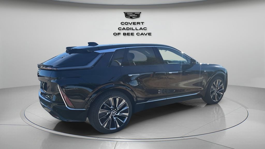 New 2026 Cadillac Lyriq Signature Luxury image 10