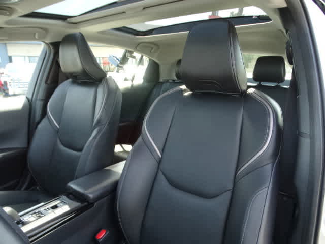 Used 2024 Toyota Prius Limited w/ Limited Premium Package image 19