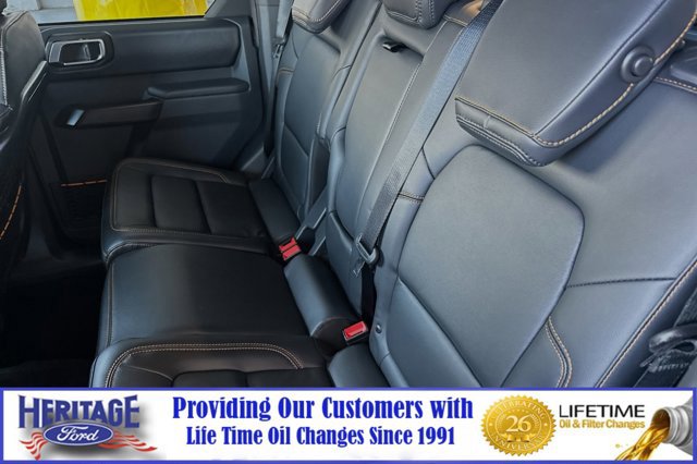 New 2024 Ford Bronco Badlands image 9