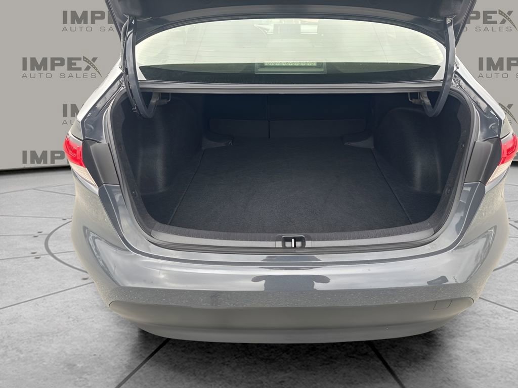 Used 2025 Toyota Corolla LE image 25