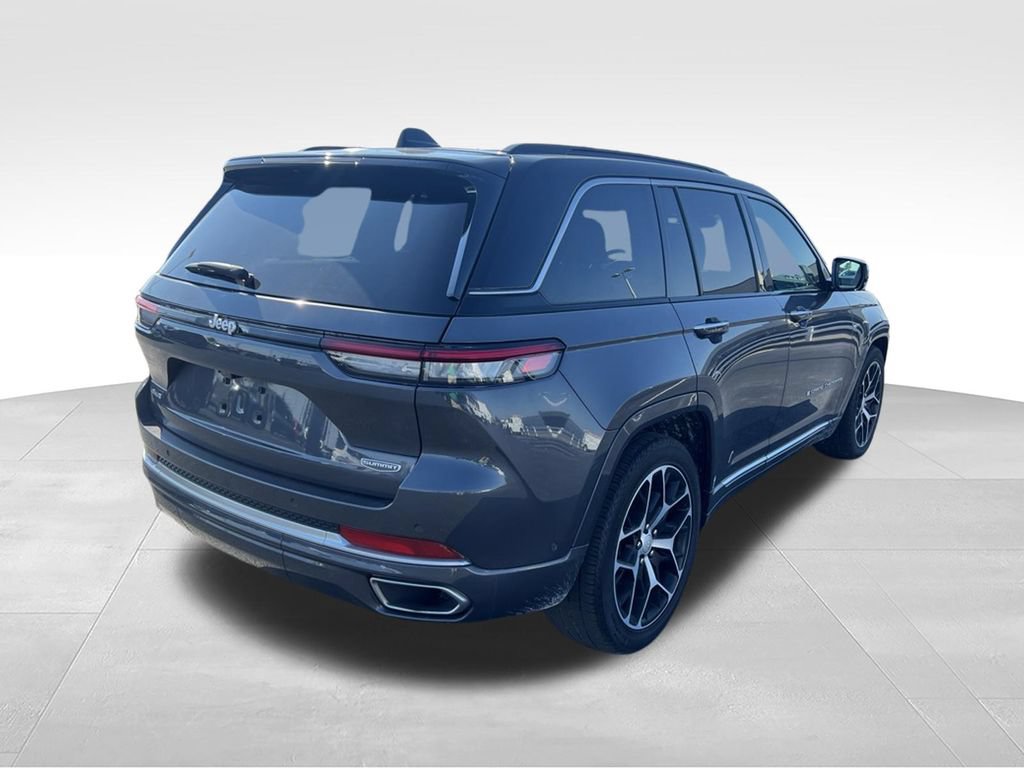 Used 2024 Jeep Grand Cherokee Summit AWD/4WD image 11