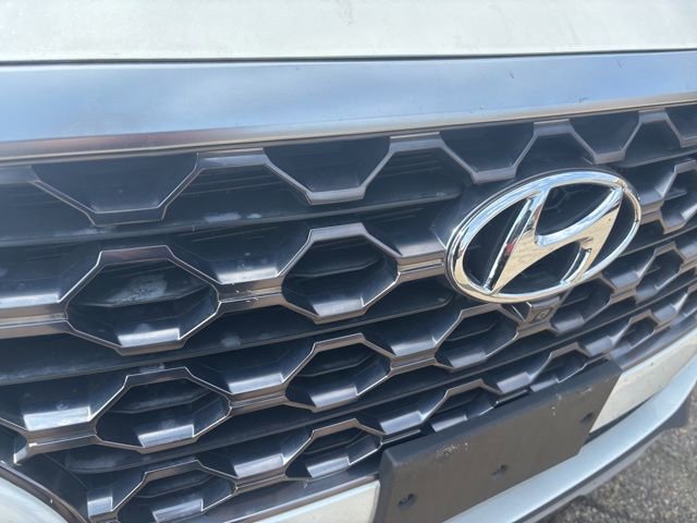 Used 2019 Hyundai Santa Fe Limited w/ Cargo Package image 12