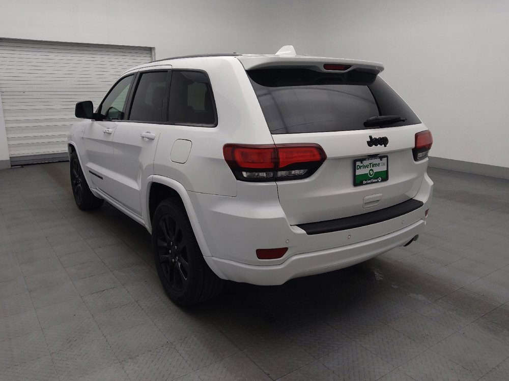 Used 2019 Jeep Grand Cherokee Altitude RWD image 5