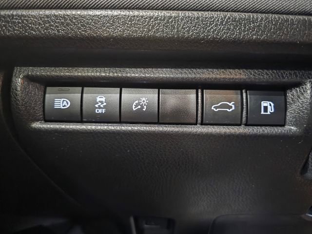 Used 2026 Toyota Camry LE image 18