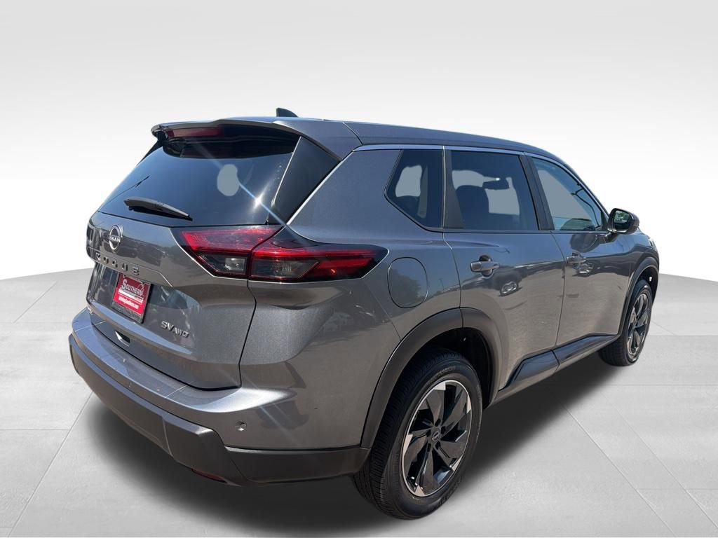 Used 2024 Nissan Rogue SV AWD/4WD image 5