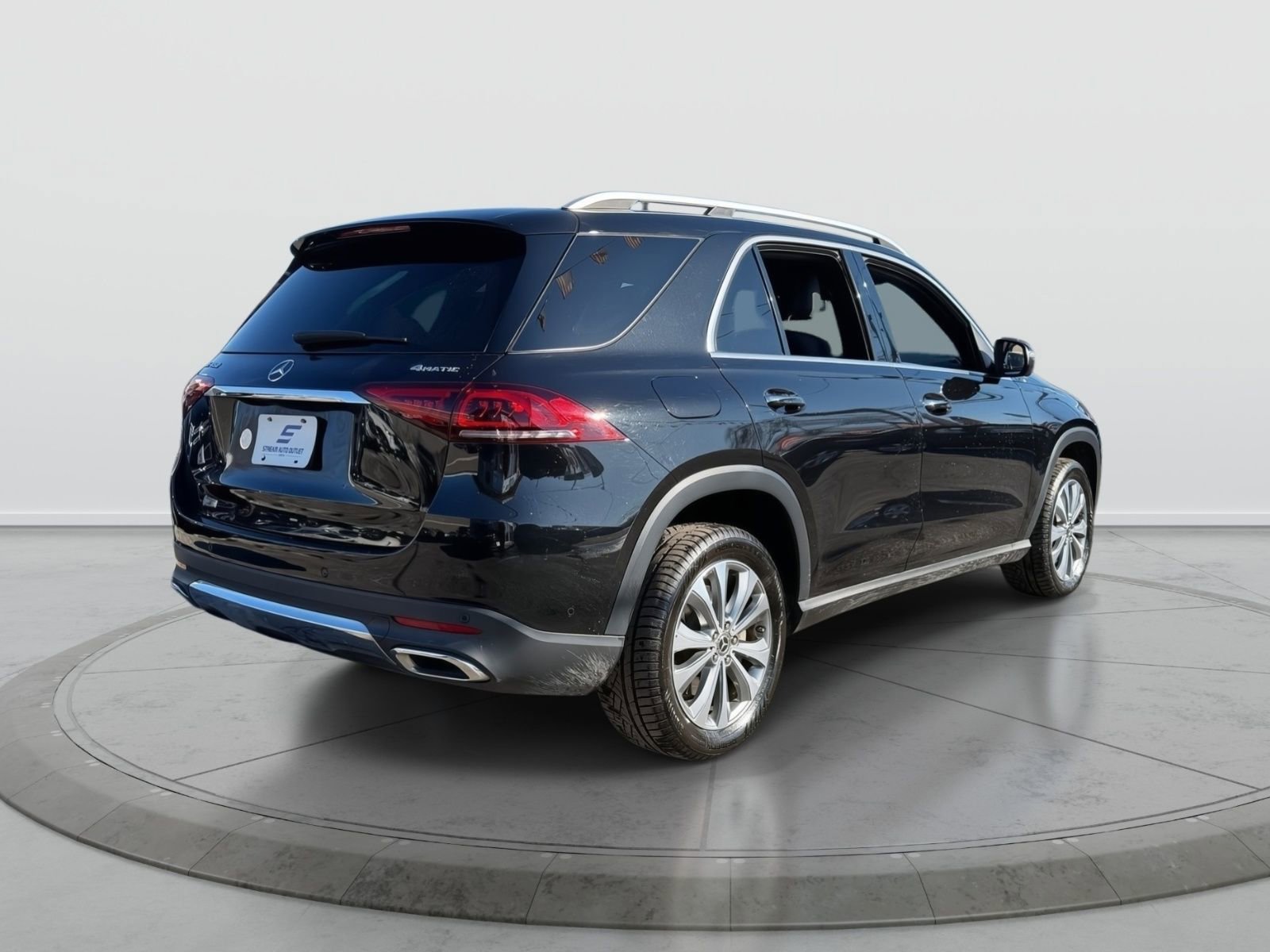 Used 2020 Mercedes-Benz GLE 450 4MATIC image 4