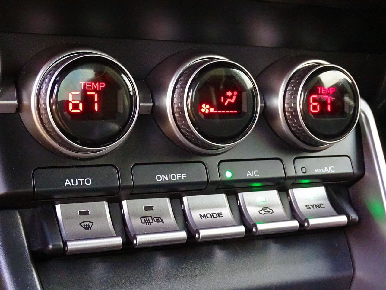 Used 2024 Toyota GR86 Premium RWD image 43