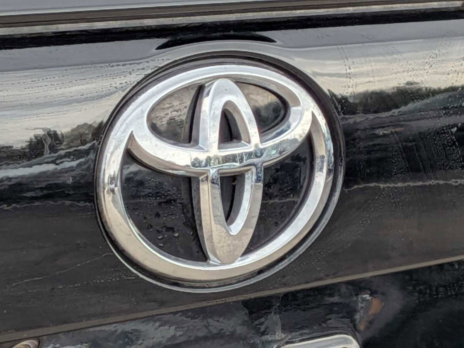 Used 2019 Toyota RAV4 Adventure w/ Cold Weather Package AWD/4WD image 13