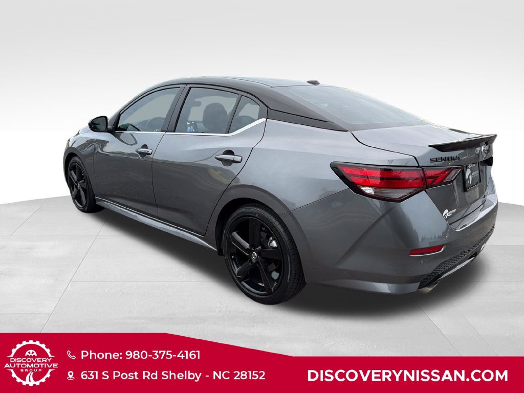 Certified 2022 Nissan Sentra SR w/ Midnight Edition FWD image 8