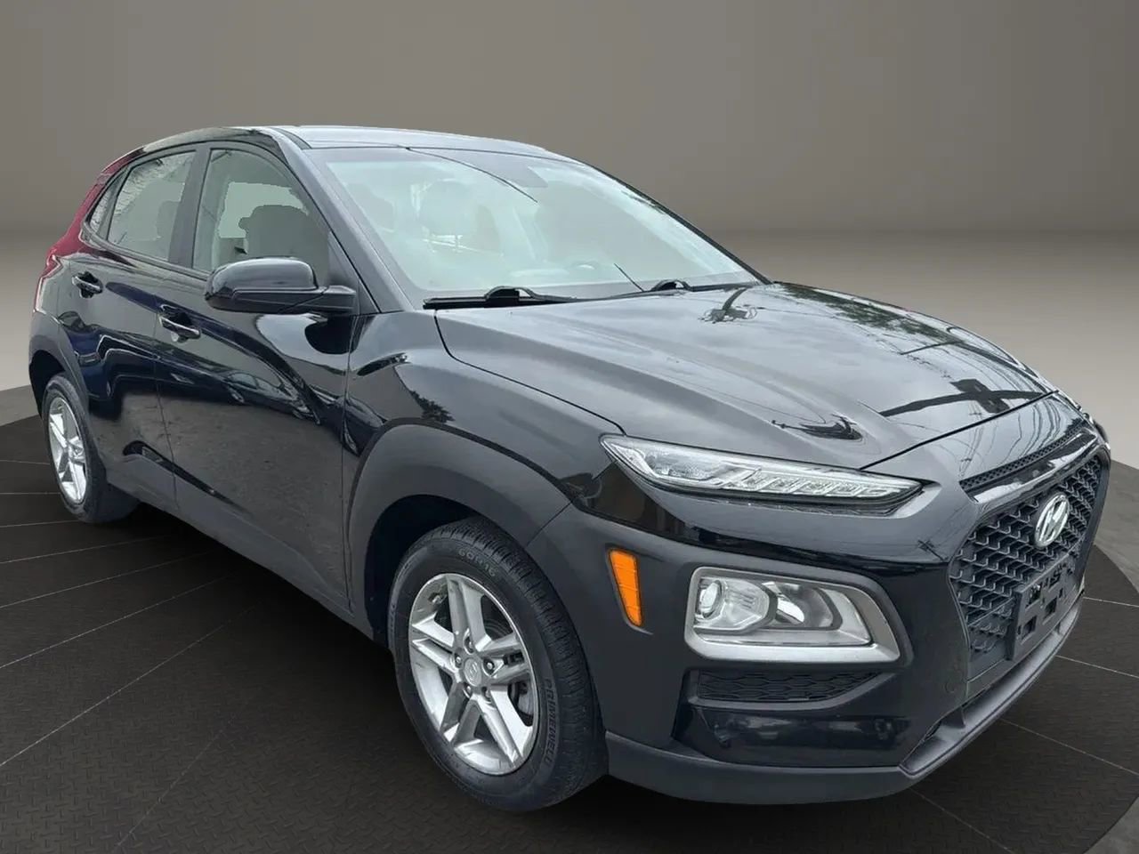 Used 2020 Hyundai Kona SE image 3