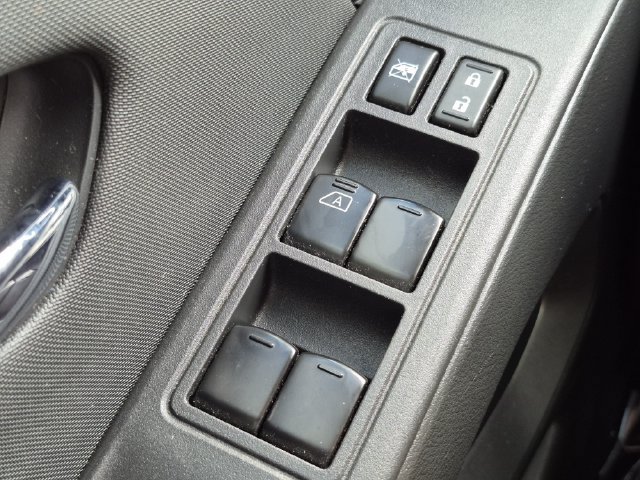 Certified 2024 Nissan Frontier SV AWD/4WD image 9