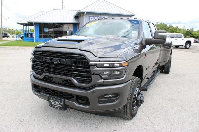 Used 2025 RAM 3500 Laramie w/ Night Edition AWD/4WD image 3