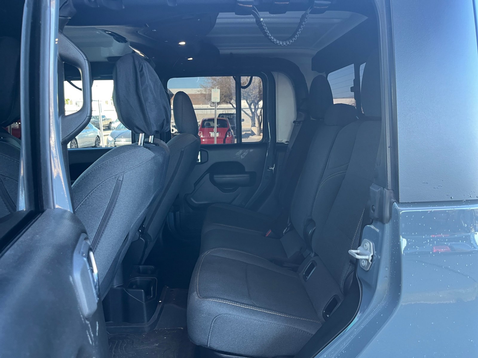 Used 2024 Jeep Gladiator Sport image 17