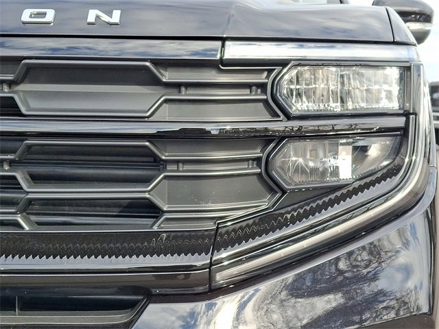 Used 2025 Ford Expedition Active image 9