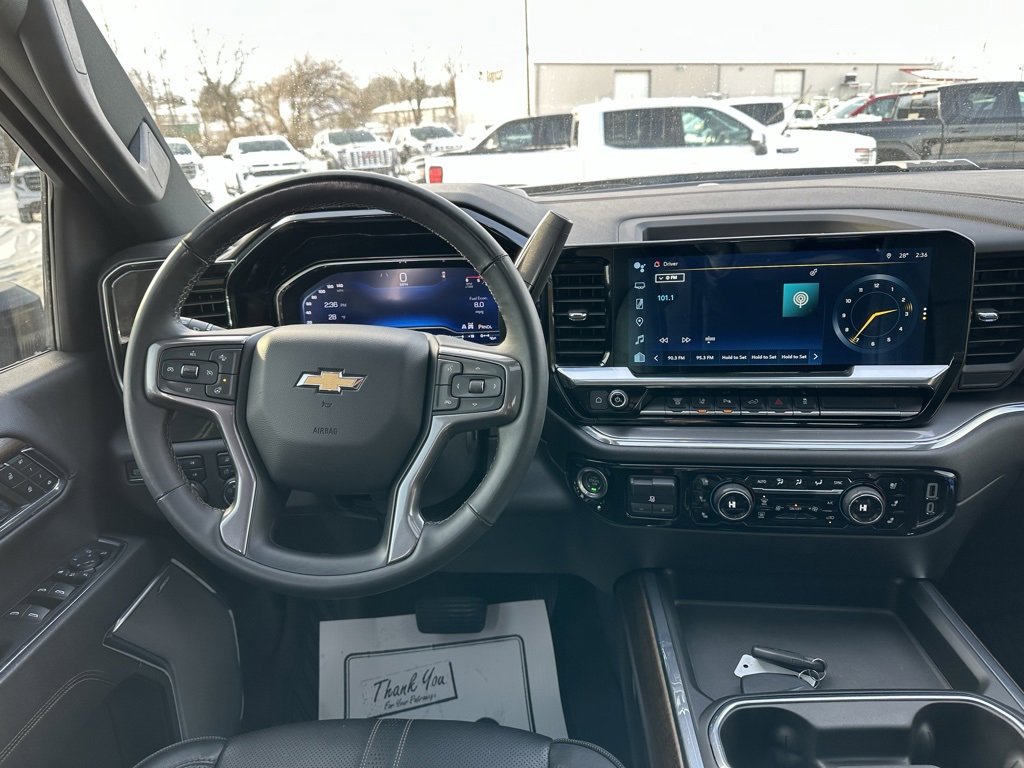 Used 2024 Chevrolet Silverado 2500 High Country image 3