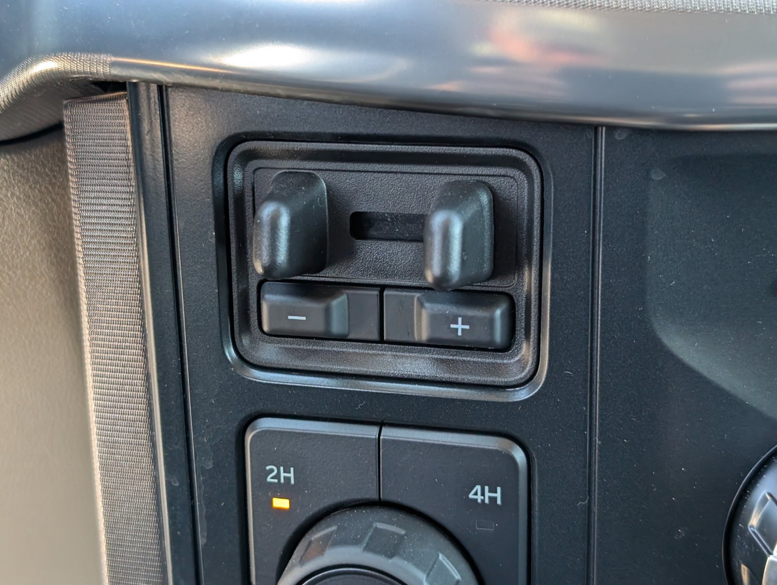 Used 2025 Ford F150 Platinum w/ Equipment Group 703A Plus AWD/4WD image 18