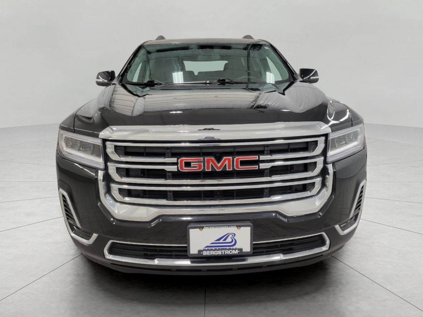 Used 2023 GMC Acadia SLE w/ Driver Convenience Package image 13