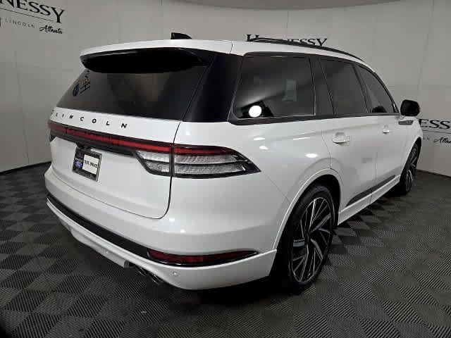New 2026 Lincoln Aviator Black Label w/ Jet Appearance Package AWD/4WD image 5