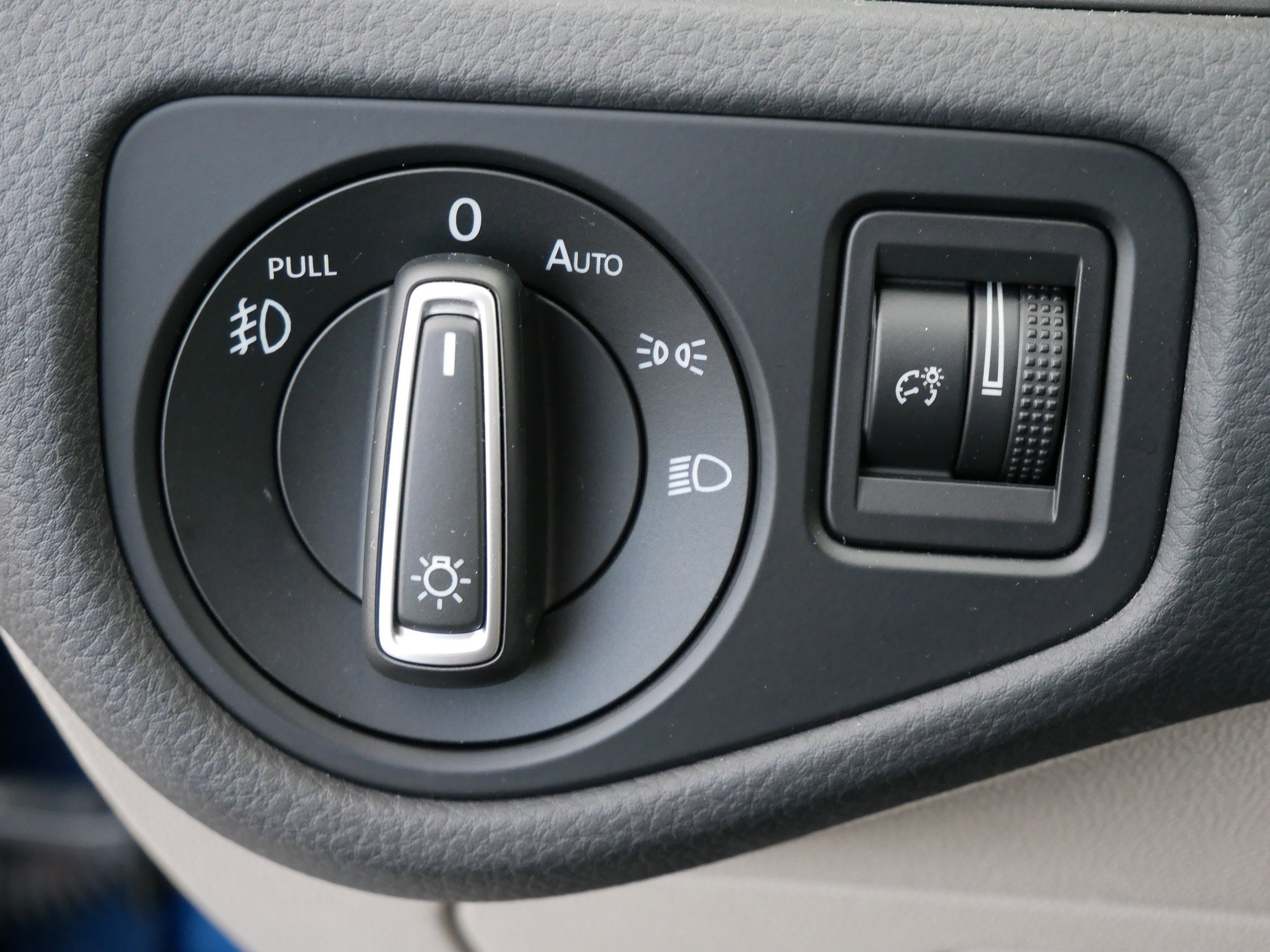 Used 2017 Volkswagen Golf Alltrack SE image 26