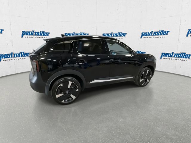 Used 2025 Nissan Kicks SR AWD/4WD image 11