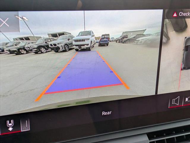 Used 2025 Audi Q5 2.0T Premium Plus image 14