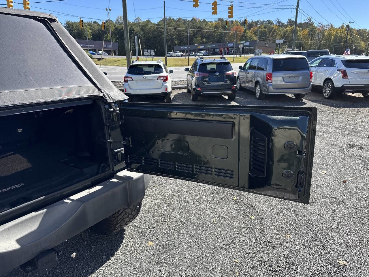 Used 2012 Jeep Wrangler Unlimited Sport w/ Connectivity Group image 14