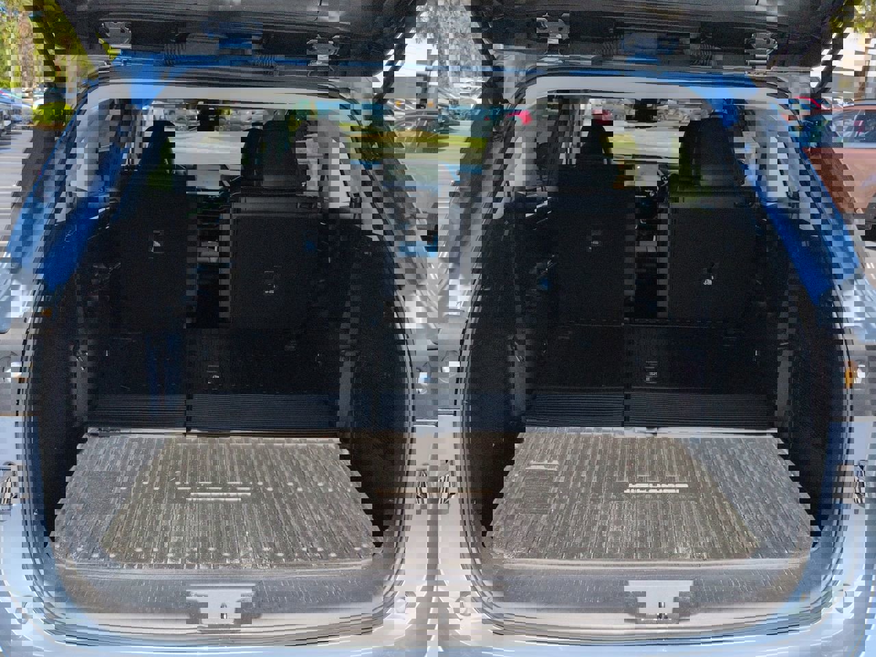 Used 2024 Toyota Highlander Platinum AWD/4WD image 13