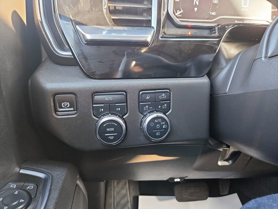 Used 2025 GMC Sierra 1500 SLT AWD/4WD image 20