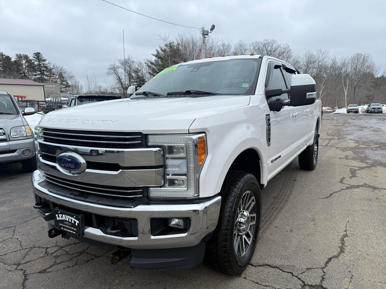 Used 2019 Ford F350 Lariat w/ Lariat Ultimate Package image 2