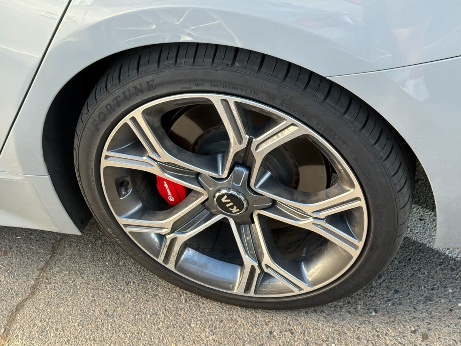 Used 2021 Kia Stinger GT1 RWD image 17