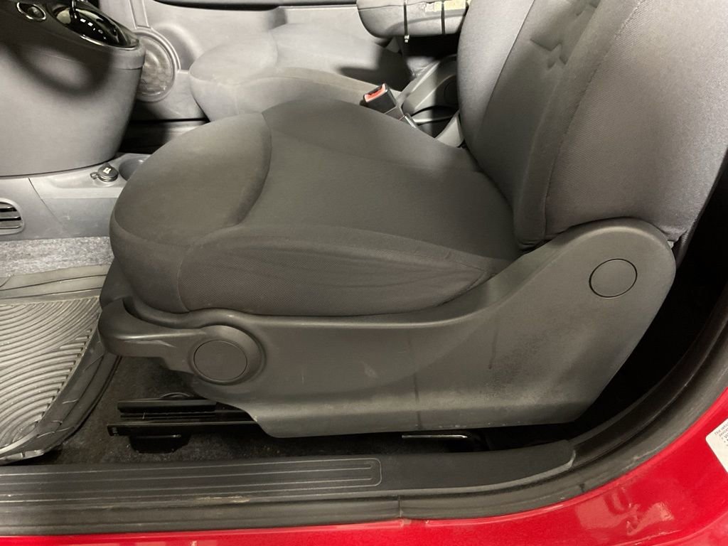 Used 2013 FIAT 500 Pop FWD image 16