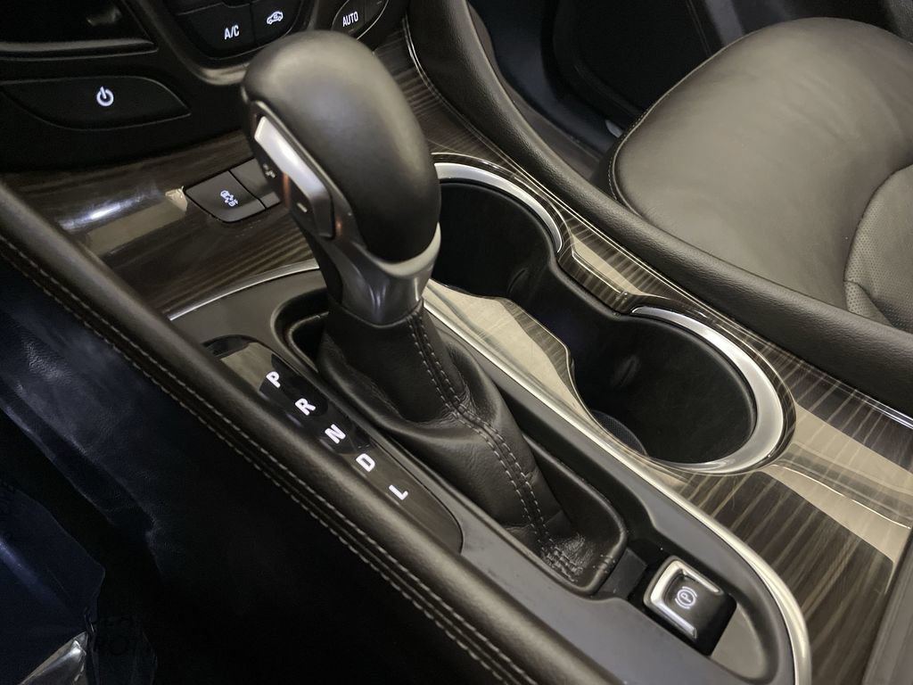 Used 2019 Buick Envision Essence FWD image 10