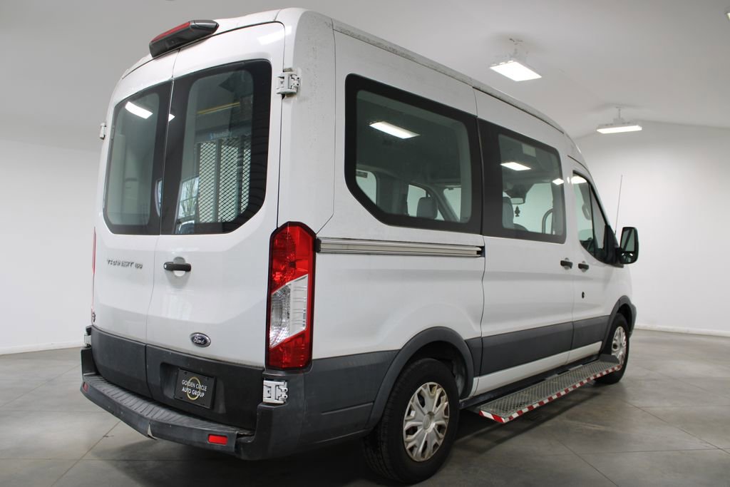 Used 2018 Ford Transit 150 XL image 6