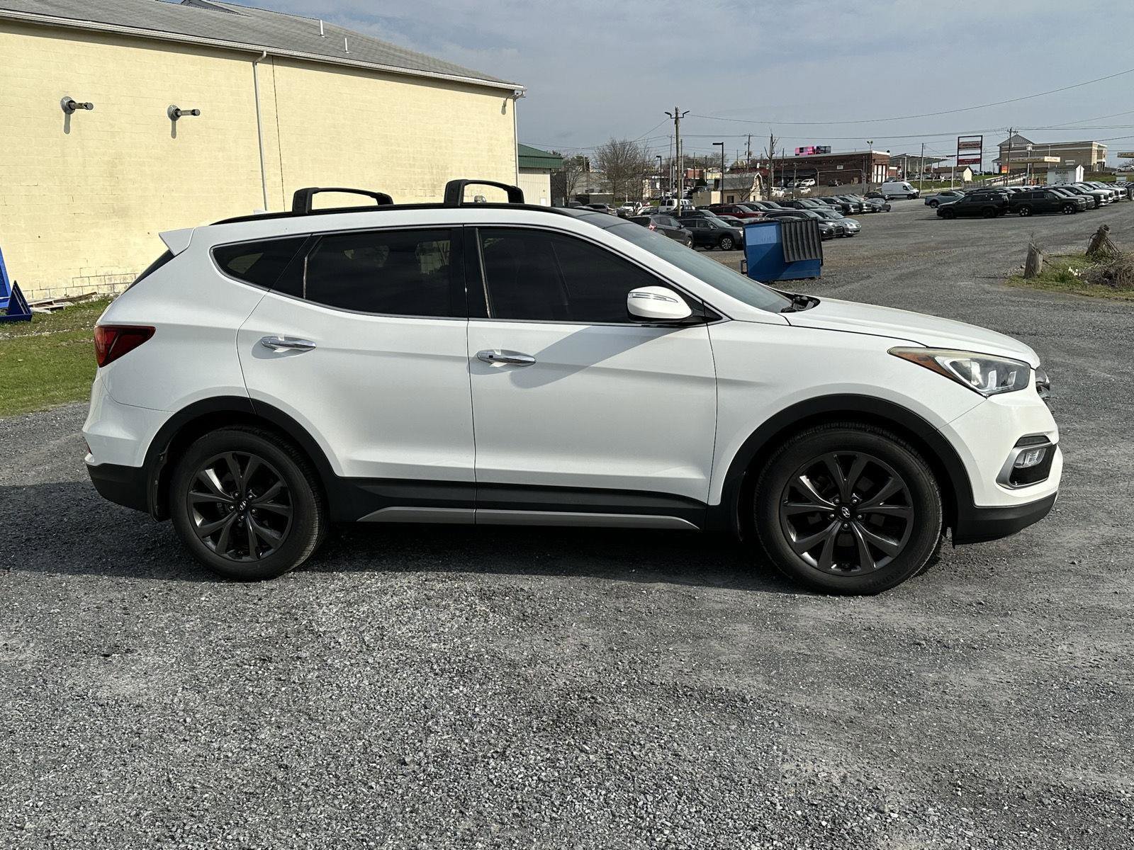 Used 2018 Hyundai Santa Fe Sport w/ 2.0T Ultimate Tech Package 05 image 9