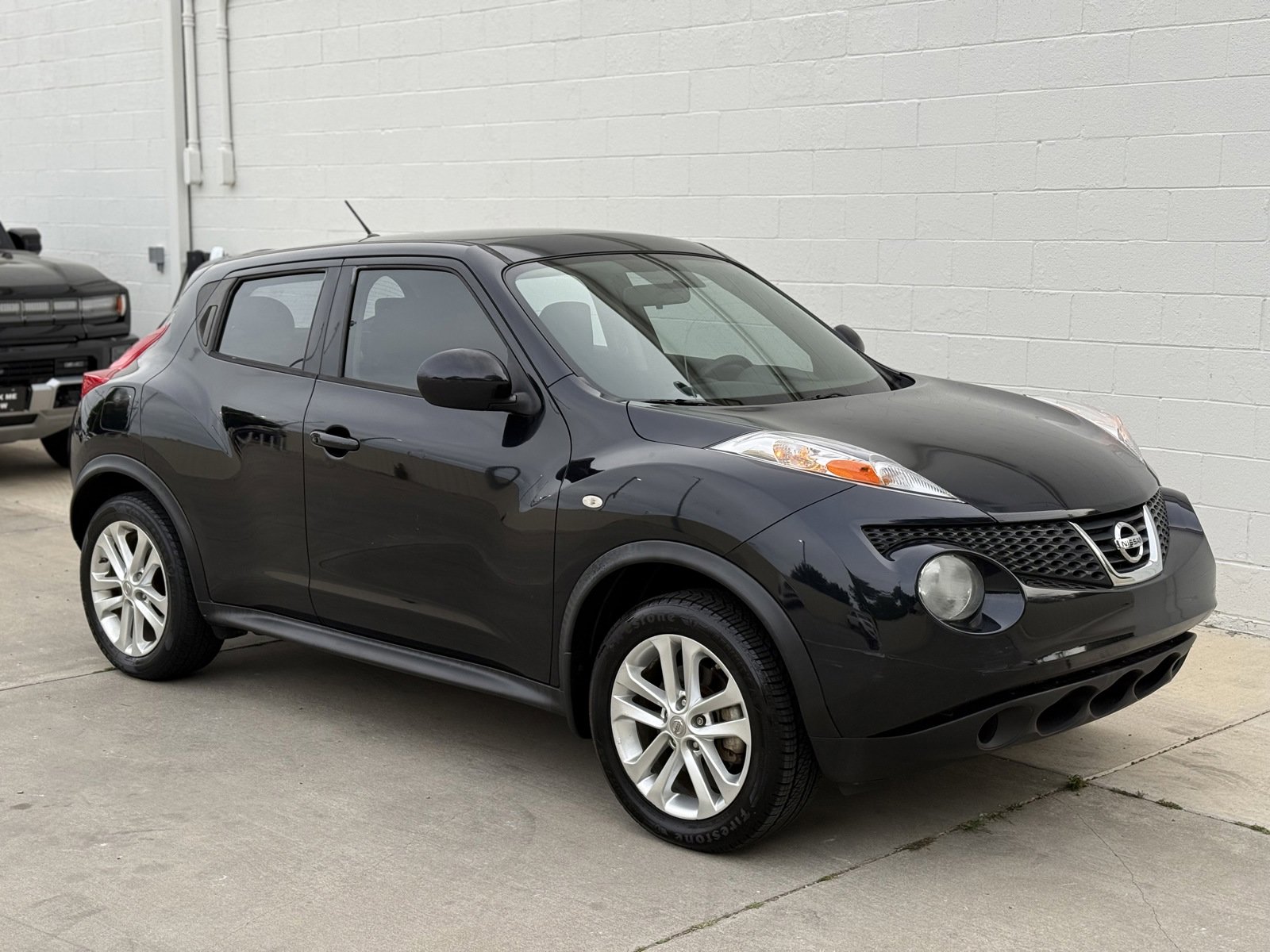 Used 2014 Nissan Juke S AWD/4WD image 3