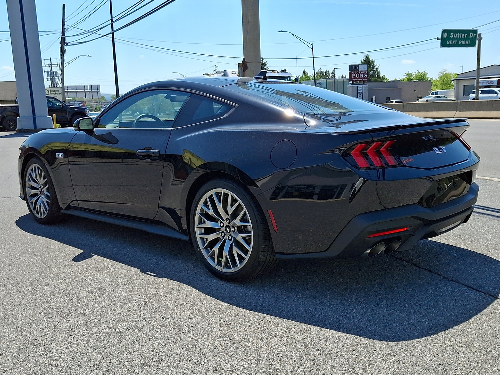 New 2026 Ford Mustang GT Premium RWD image 3