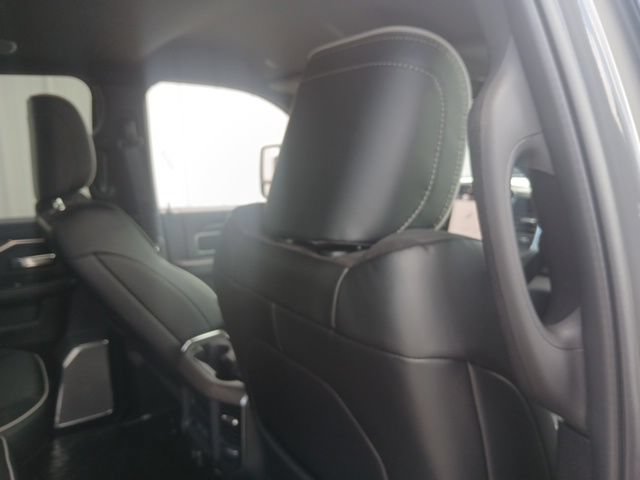 New 2026 RAM 4500 4x4 Crew Cab DRW w/ Laramie Trim Package image 13