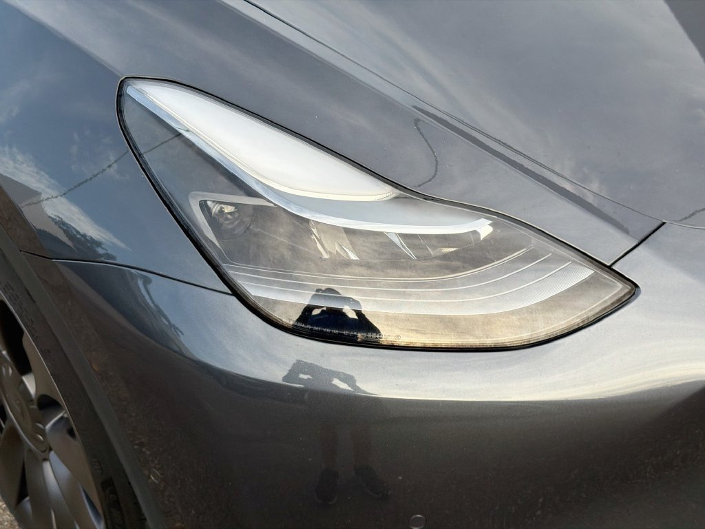 Used 2022 Tesla Model Y Performance AWD/4WD image 36