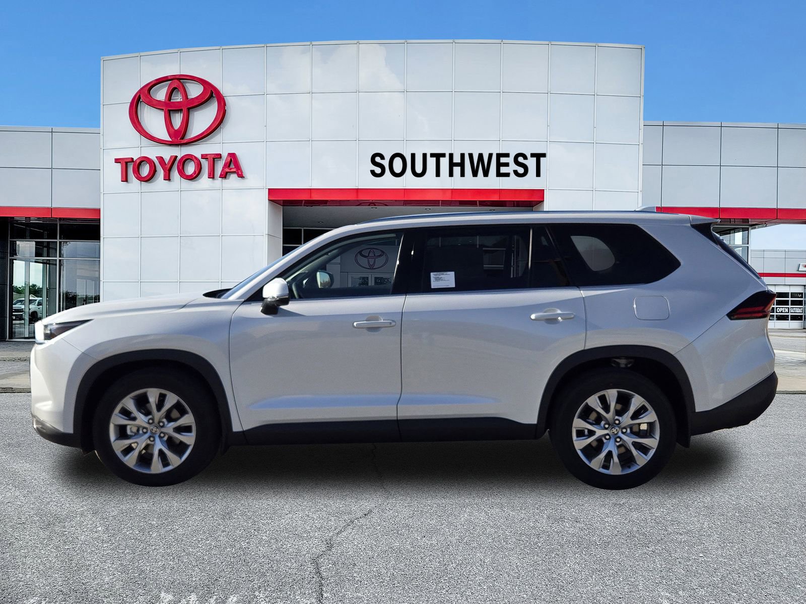 New 2026 Toyota Grand Highlander FWD image 3