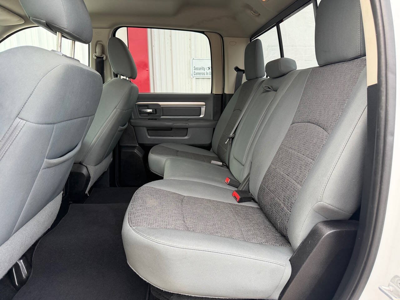 Used 2015 RAM 1500 Lone Star RWD image 24