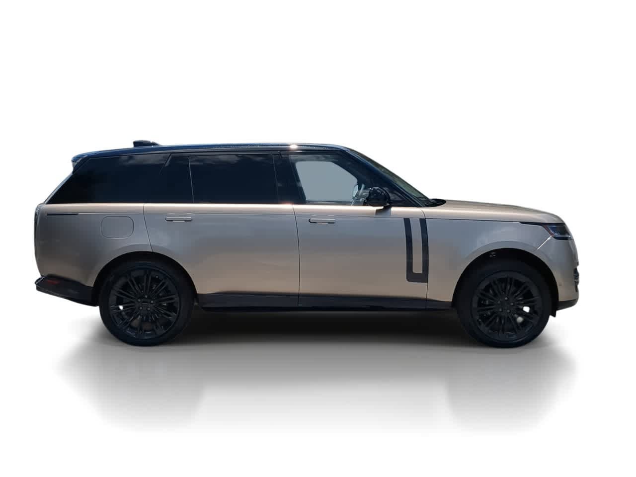 New 2026 Land Rover Range Rover Long Wheelbase SE AWD/4WD image 9