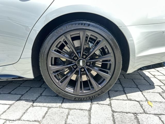 Used 2022 Cadillac CT5 V Blackwing w/ Parking Package RWD image 11