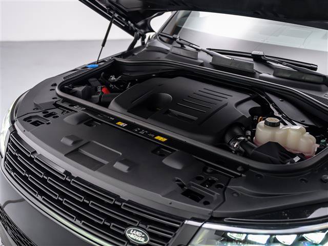 New 2027 Land Rover Range Rover Sport Dynamic SE AWD/4WD image 10