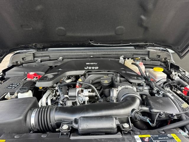 Used 2021 Jeep Wrangler Unlimited Rubicon w/ Cold Weather Group image 25