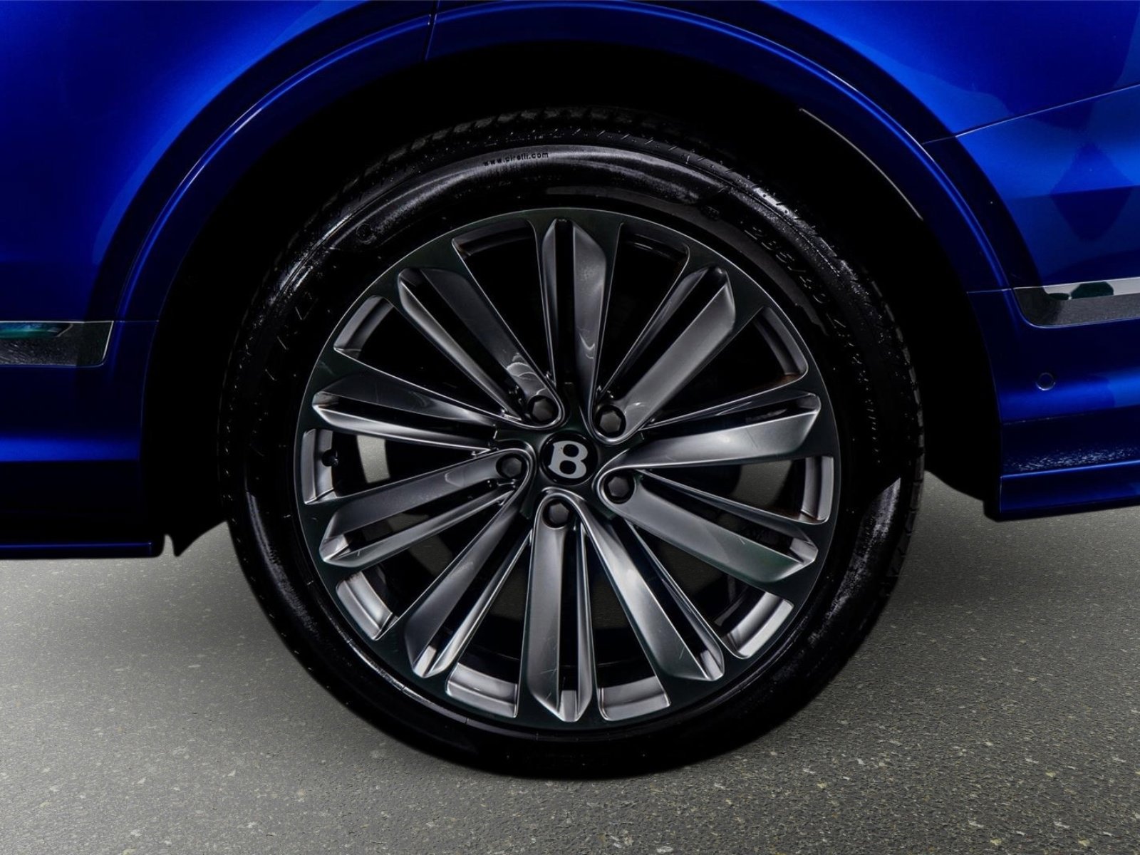 Used 2022 Bentley Bentayga Speed image 18