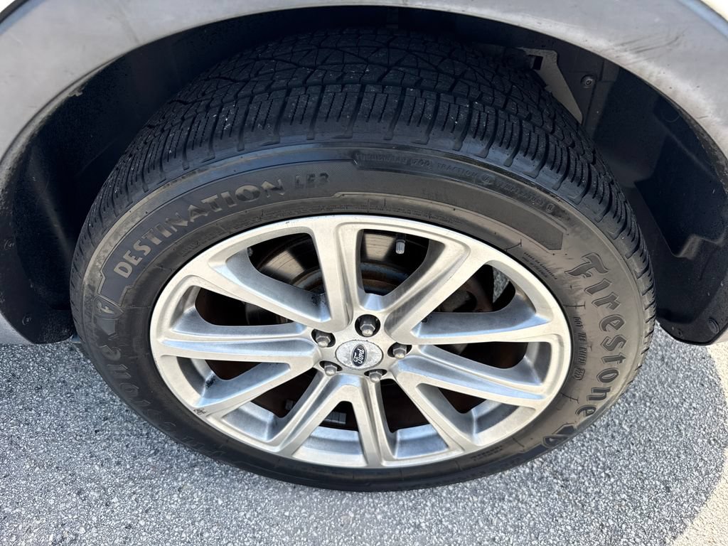 Used 2016 Ford Explorer Limited FWD image 12