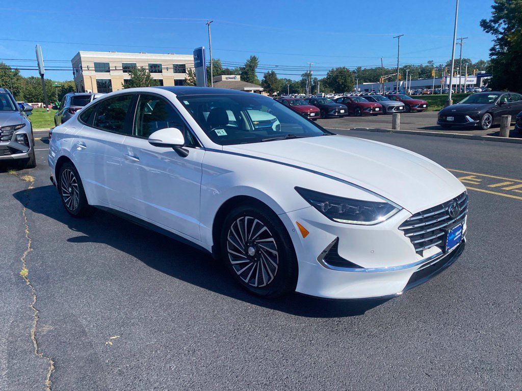 Certified 2023 Hyundai Sonata Limited FWD image 1
